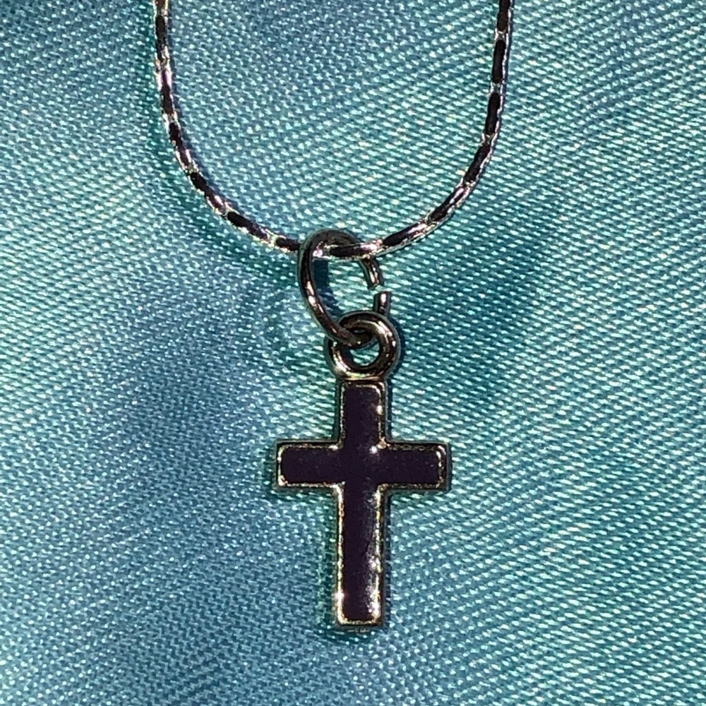 Purple cross pendant on long silver necklace chain - Picture 4 of 8